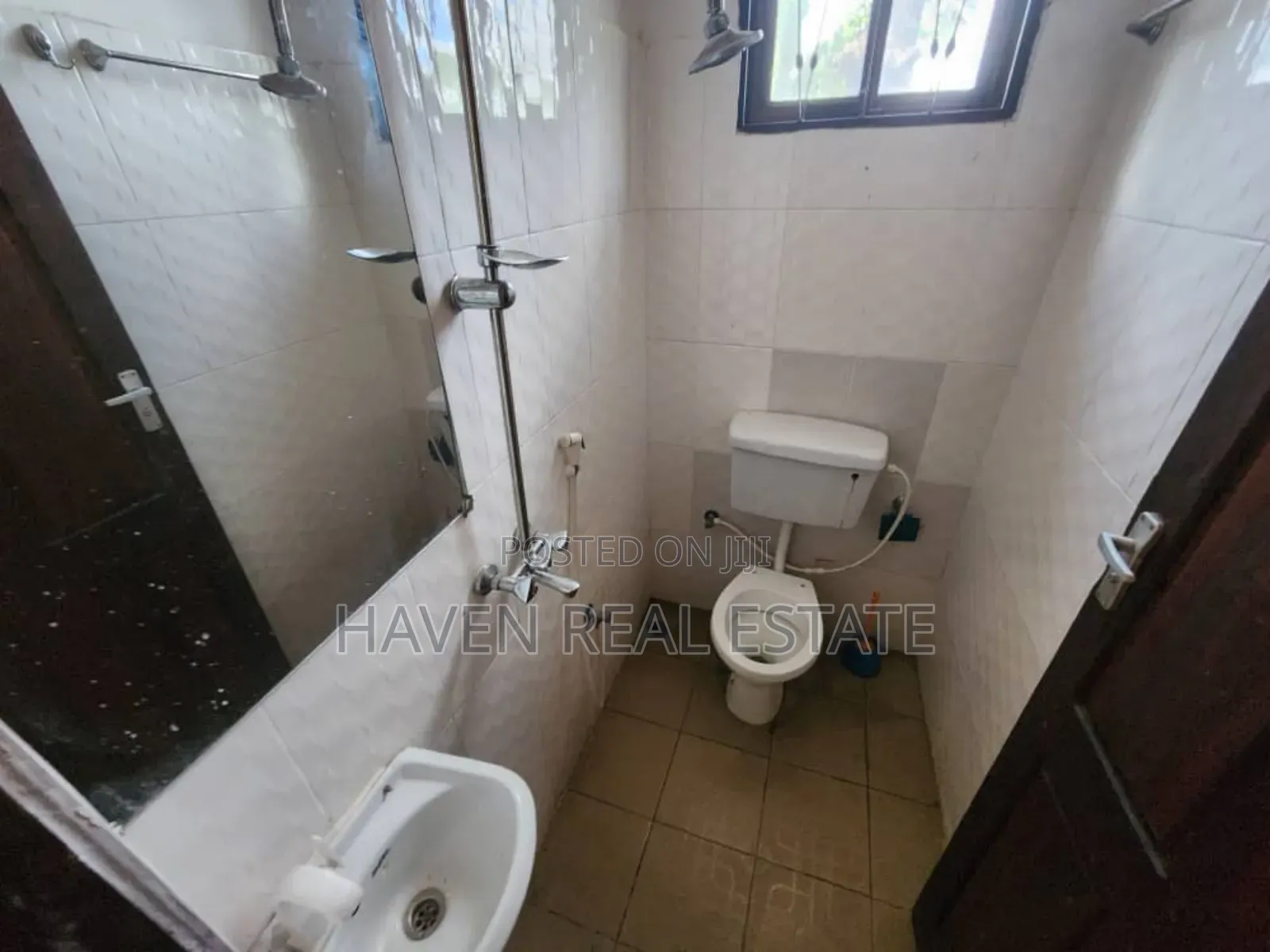 Lodge Inauzwa Kitunda Pentagon