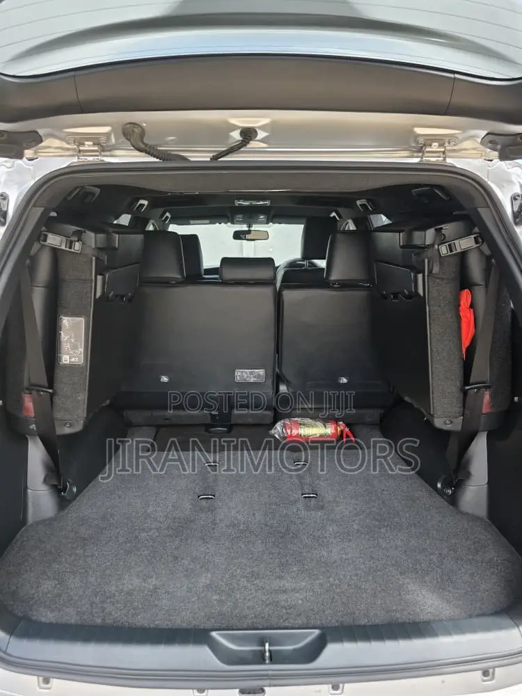 Toyota Fortuner 2.4 D AWD 2024 Silver