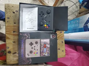 Handle Game Consoles