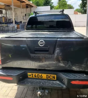 Nissan Navara 2007 Black