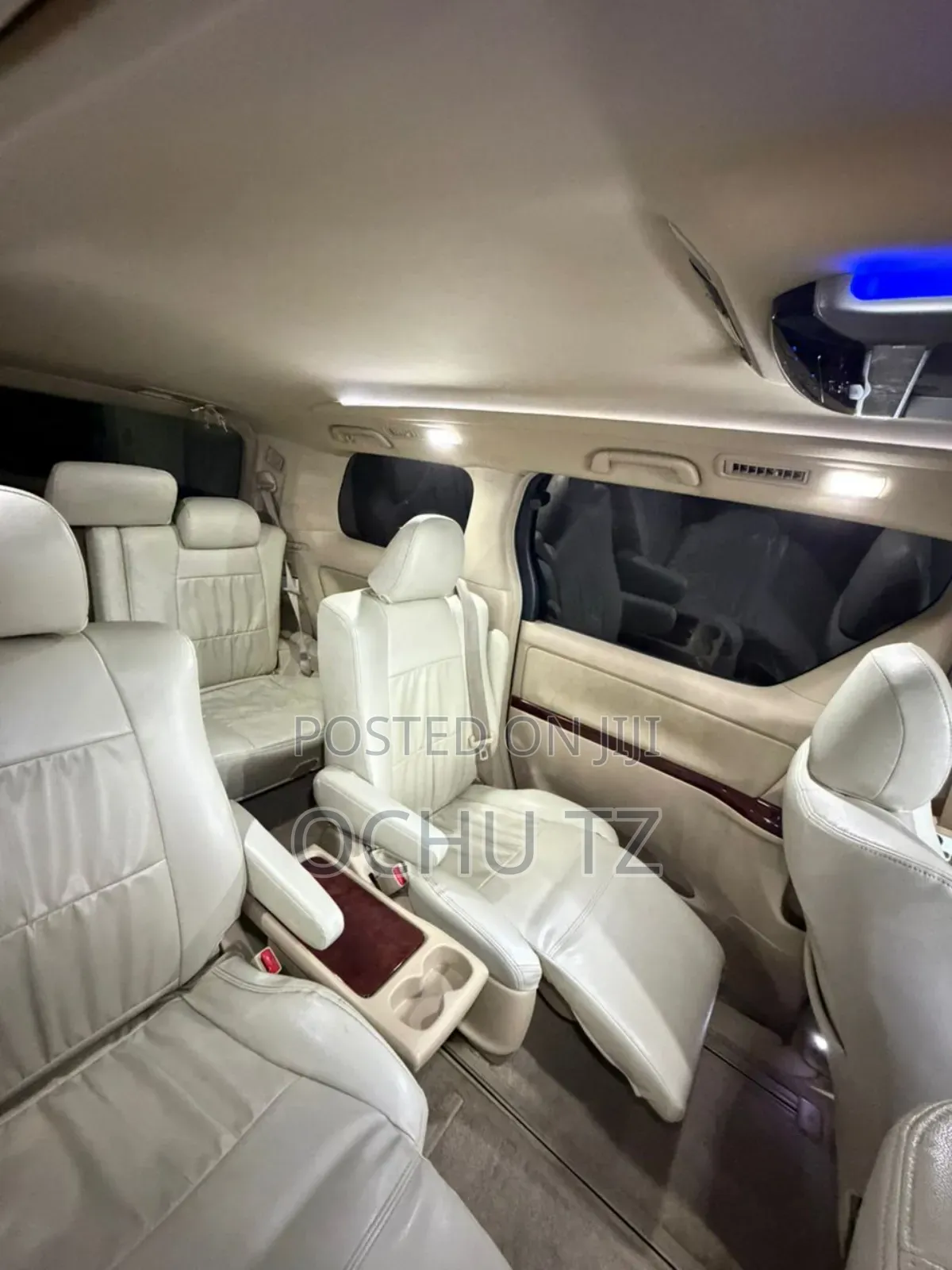 Toyota Alphard 2010 White