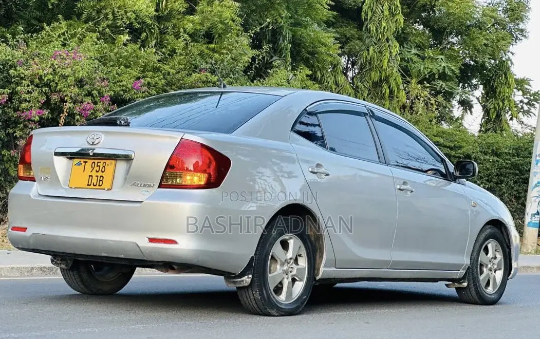 Toyota Allion 2005 Silver