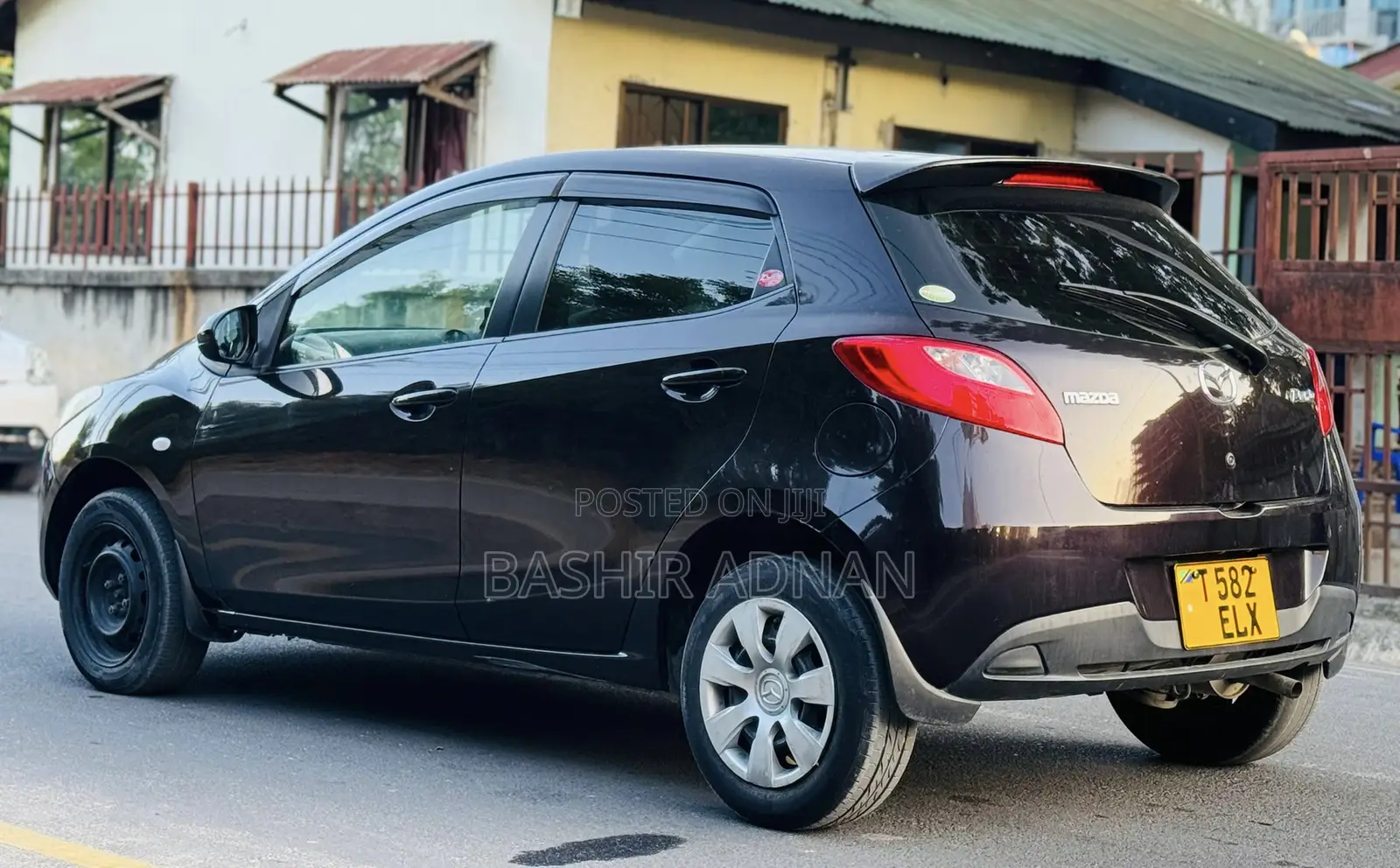 Mazda Demio 2009 Burgundy