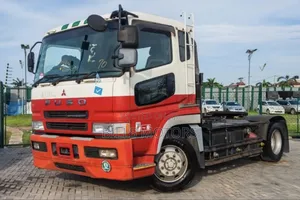 Mitsubishi Fuso 2001 Red
