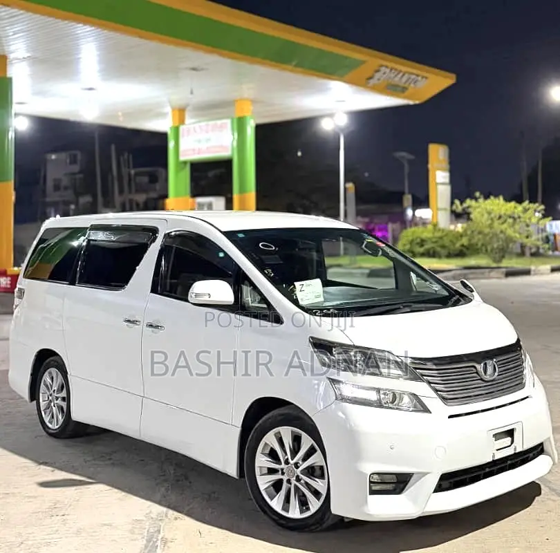 Toyota Alphard 2.4 Petrol FWD 2008 Pearl