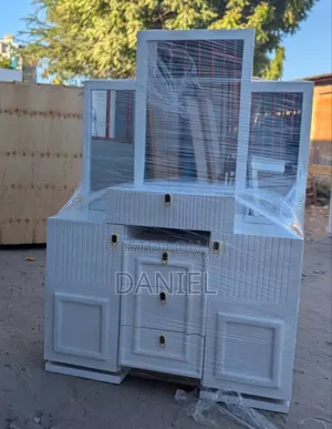 Dressing Table Rangi Nyeupe