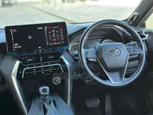 Toyota Harrier 2021 Black