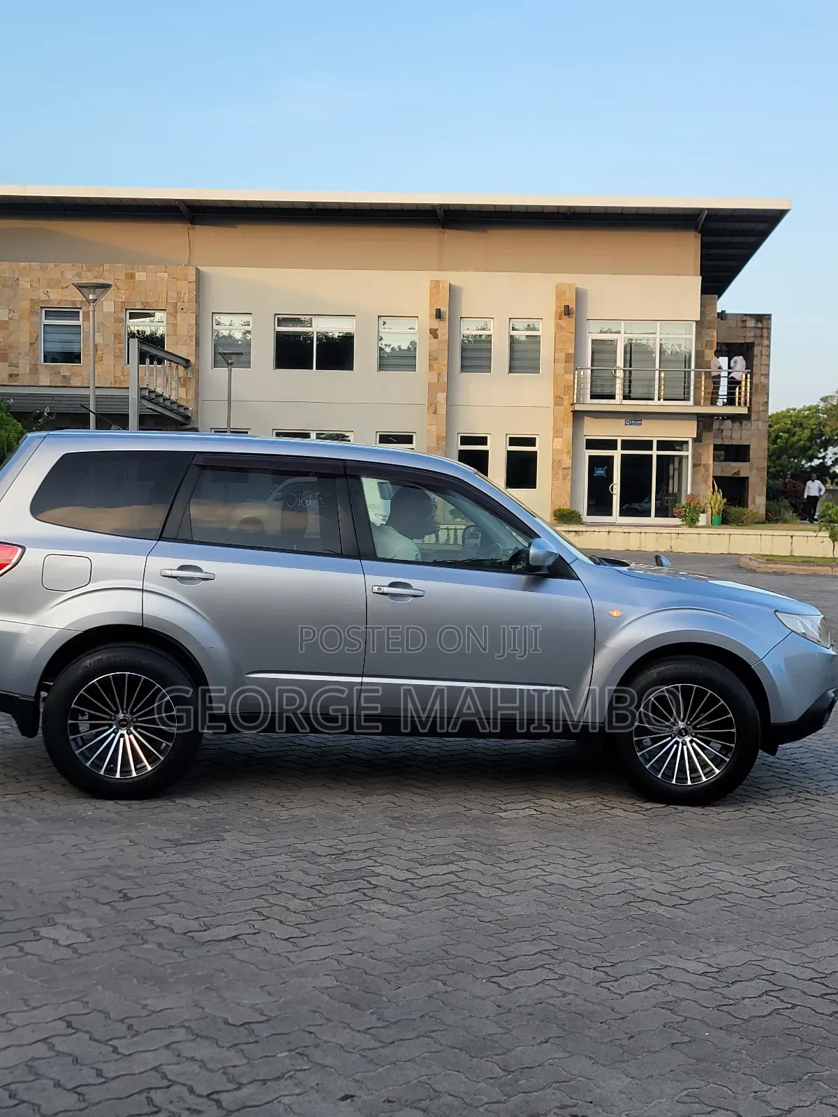 Subaru Forester 2011 Silver