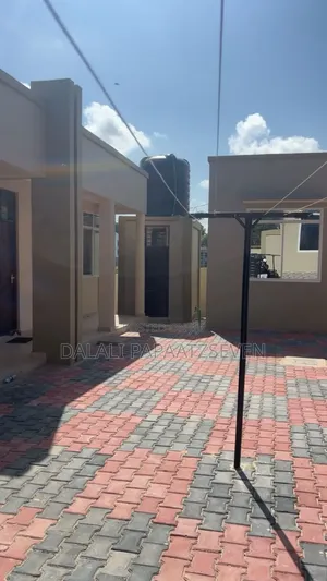 1bdrm Apartment in Dalalipapaatzseven, Kinondoni for rent
