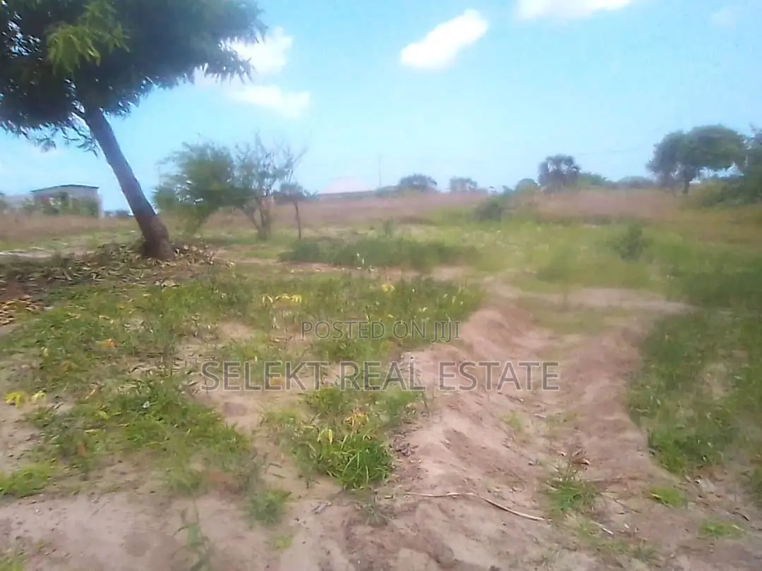1747sqm Residential Plot at Kigamboni Mwembe Mdogo