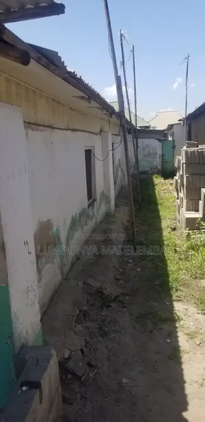 12bdrm House in Machungwa, Temeke for sale