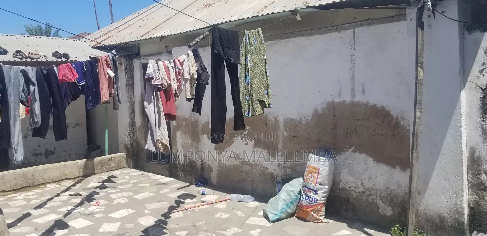 12bdrm House in Machungwa, Temeke for sale