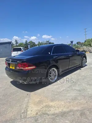 Toyota Crown 2009 Black