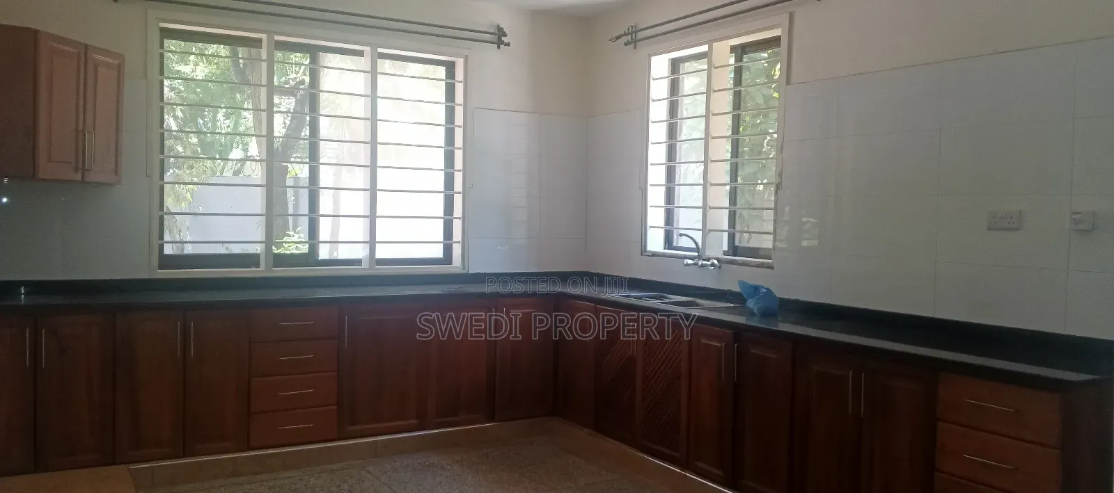8bdrm House in Swedi Property, Masaki for rent