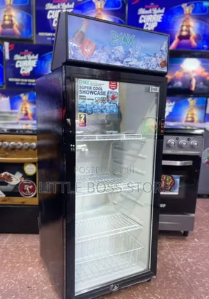 Pmax Show Case Liter 175