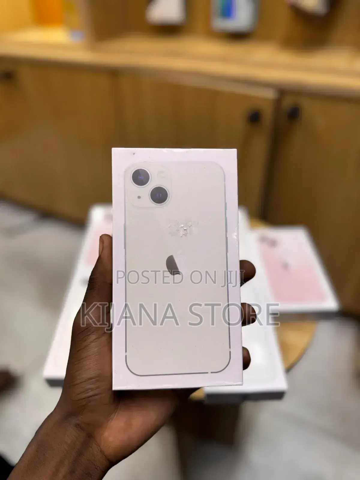New Apple iPhone 13 128 GB White
