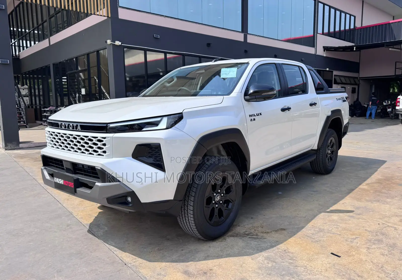 New Toyota Hilux 2025 White
