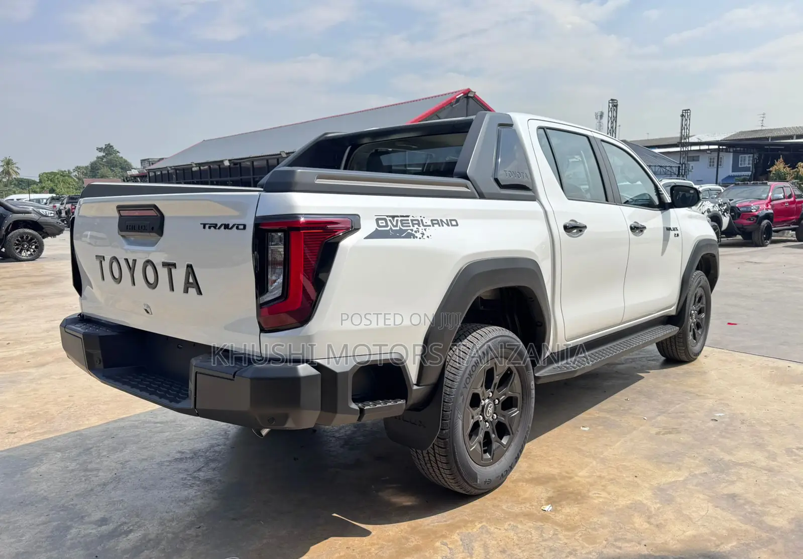 New Toyota Hilux 2025 White