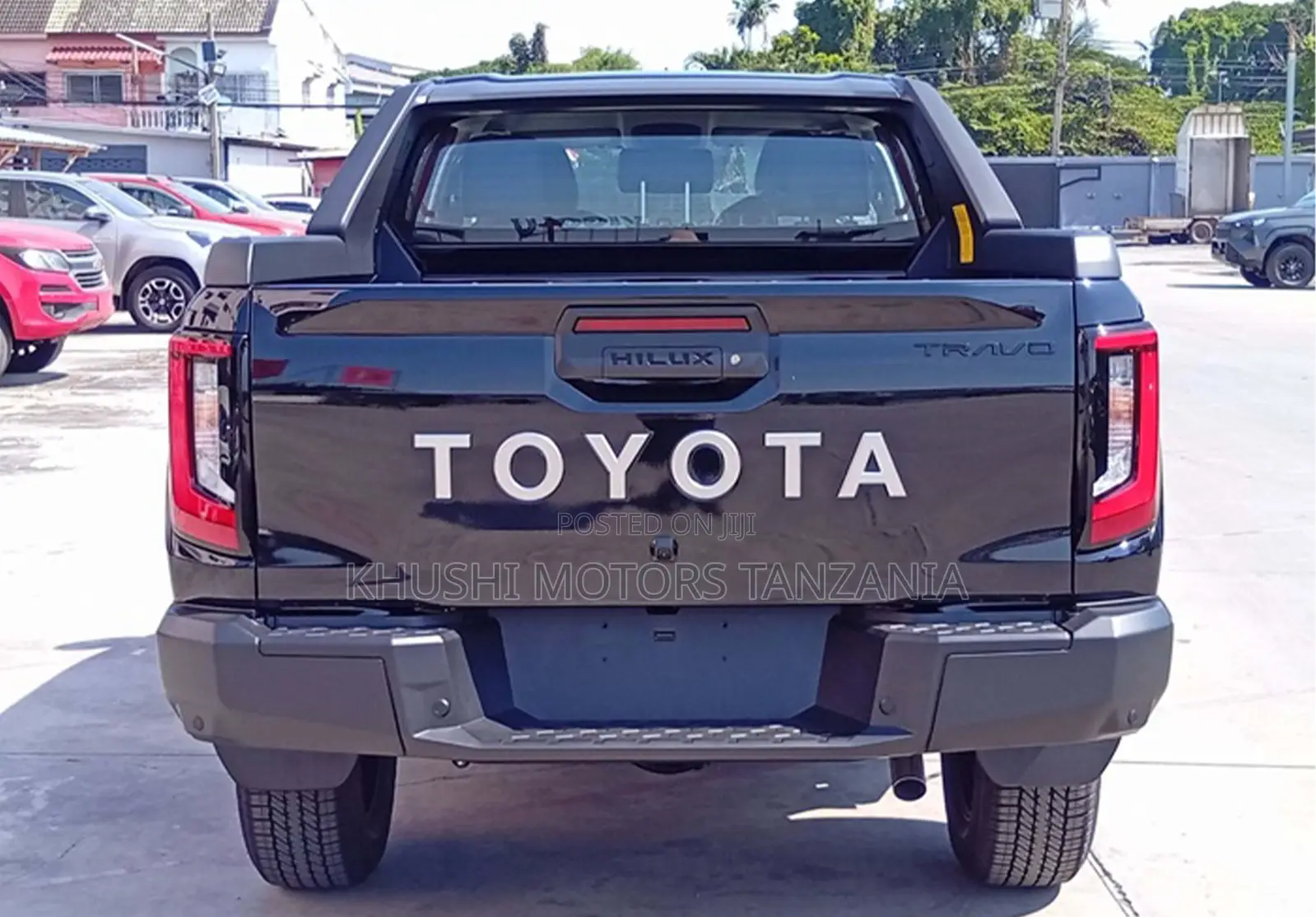 New Toyota Hilux 2025 Black