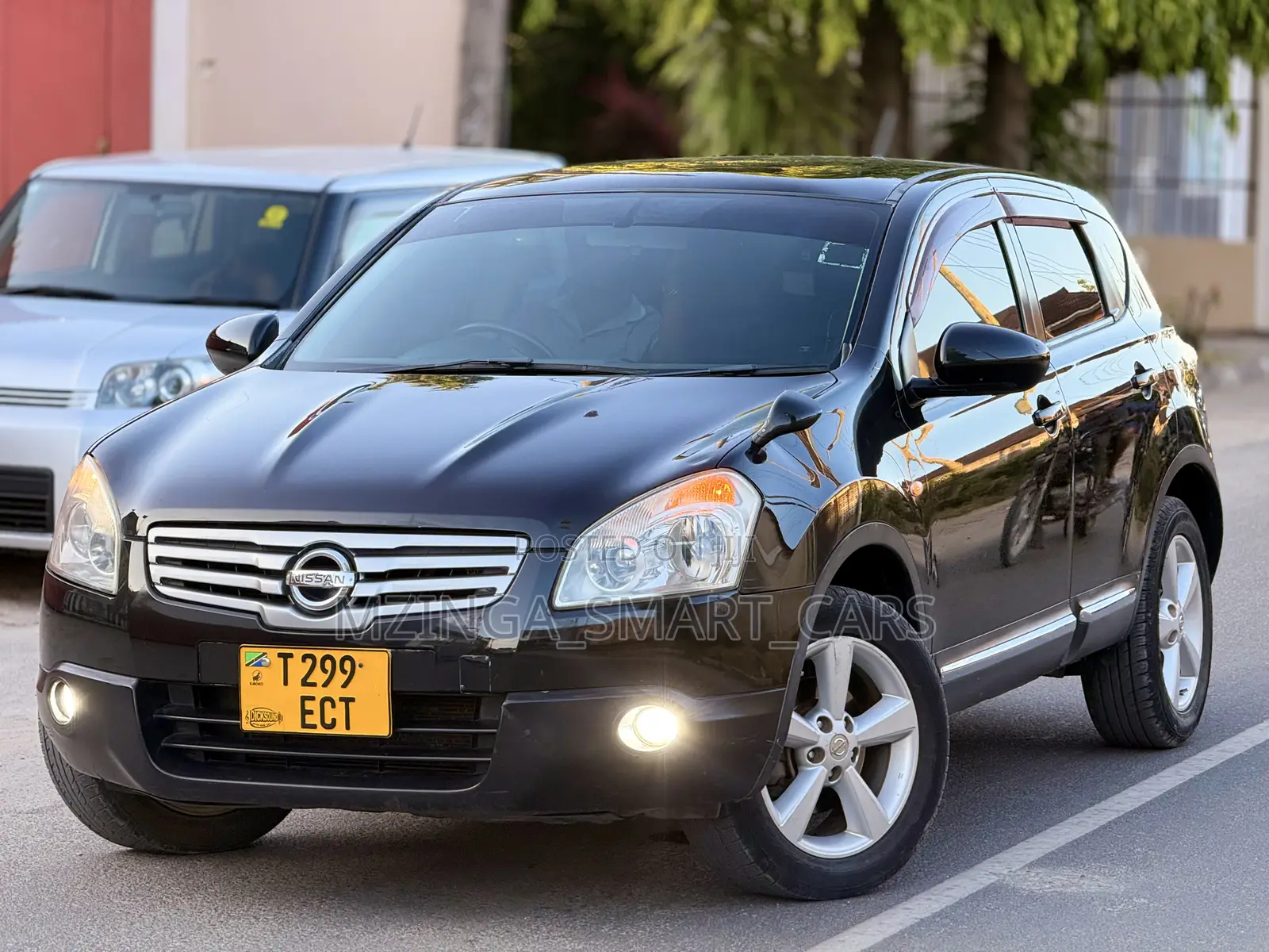 Nissan Dualis 2010 Black