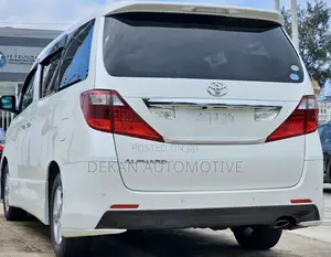Toyota Alphard 2.4 Petrol FWD 2010 White