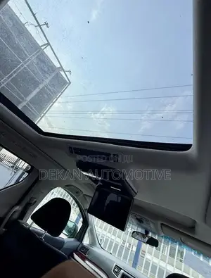 Toyota Alphard 2.4 Petrol FWD 2010 White