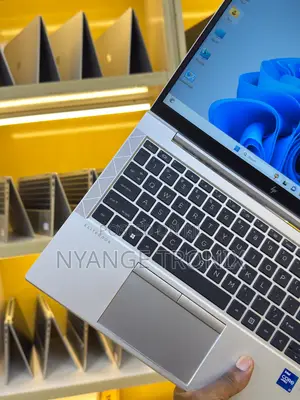 Laptop HP EliteBook 840 G8 16GB Intel Core I7 SSD 1T