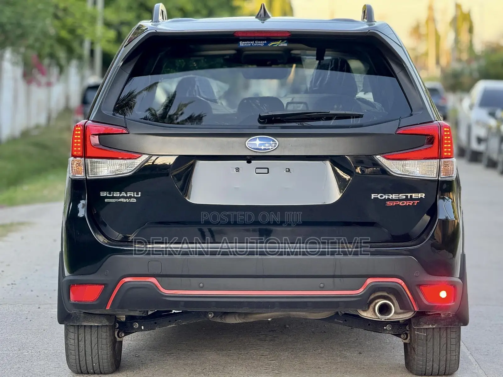 Subaru Forester Premium AWD 2023 Black
