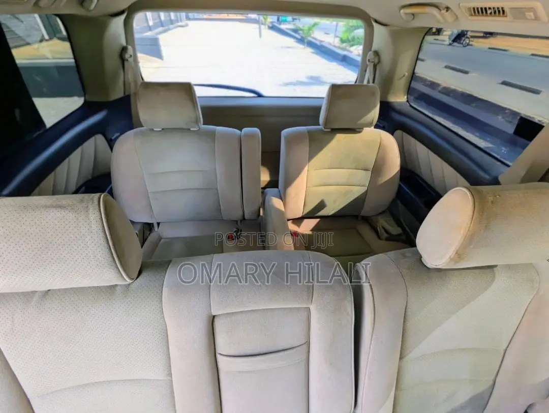 Toyota Alphard 2005 Silver
