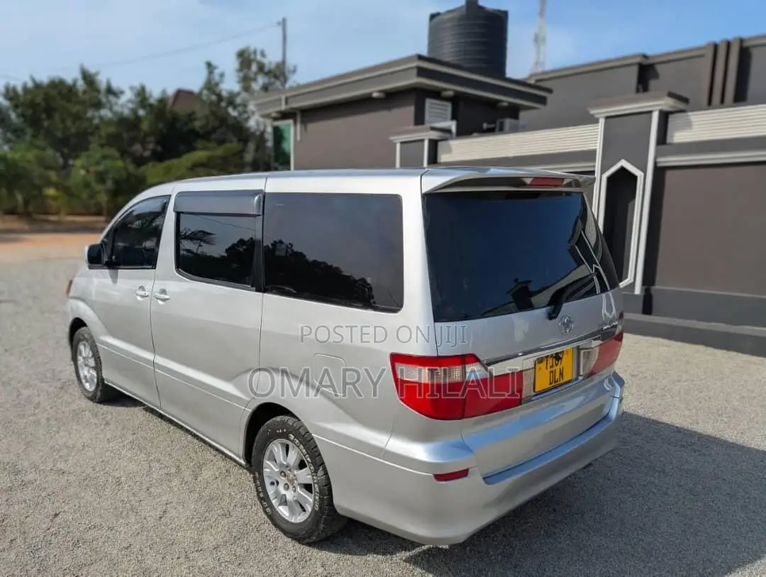 Toyota Alphard 2005 Silver
