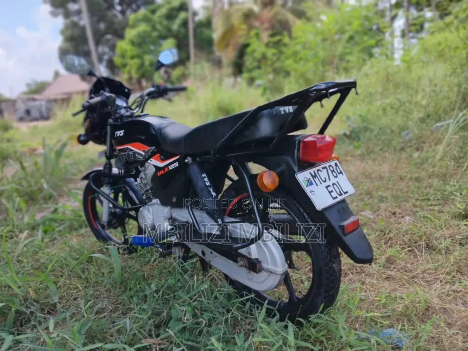 TVS HLX 125 2025 Black