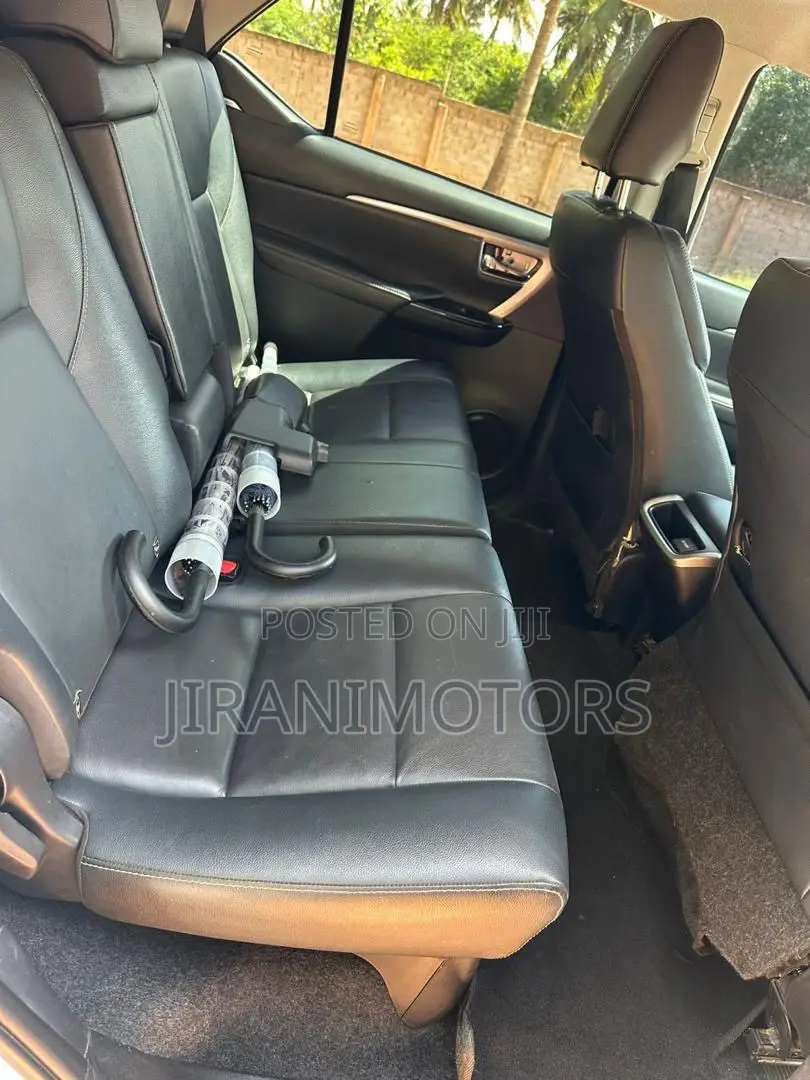 Toyota Fortuner 2.8 D AWD 2023 White