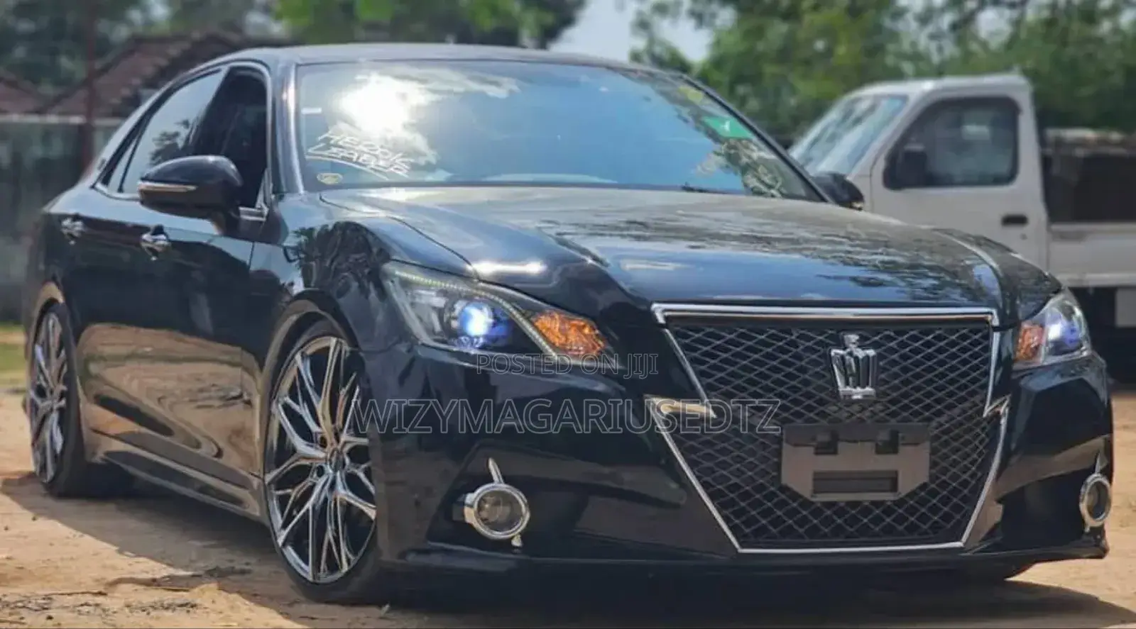 Toyota Crown 2013 Matt Black