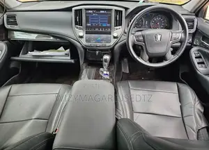Toyota Crown 2013 Matt Black