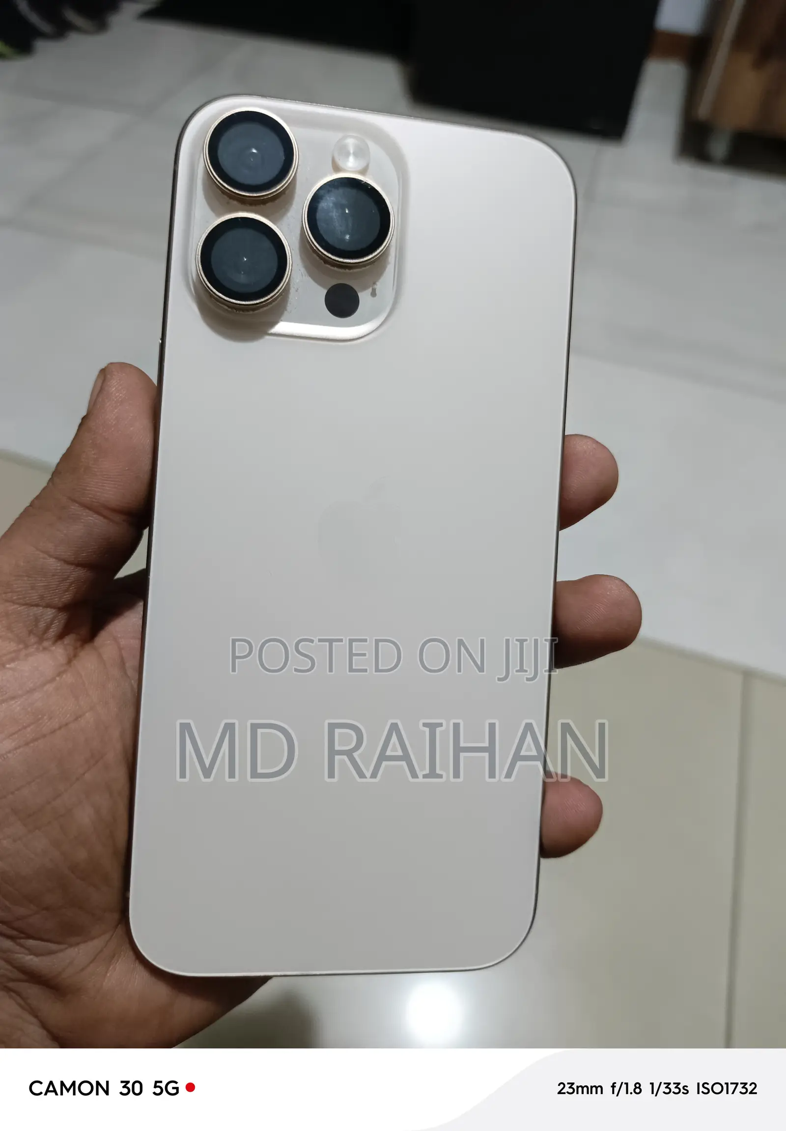 Apple iPhone 16 Pro 256 GB Gold