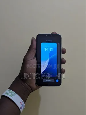Apple XR 128 GB White