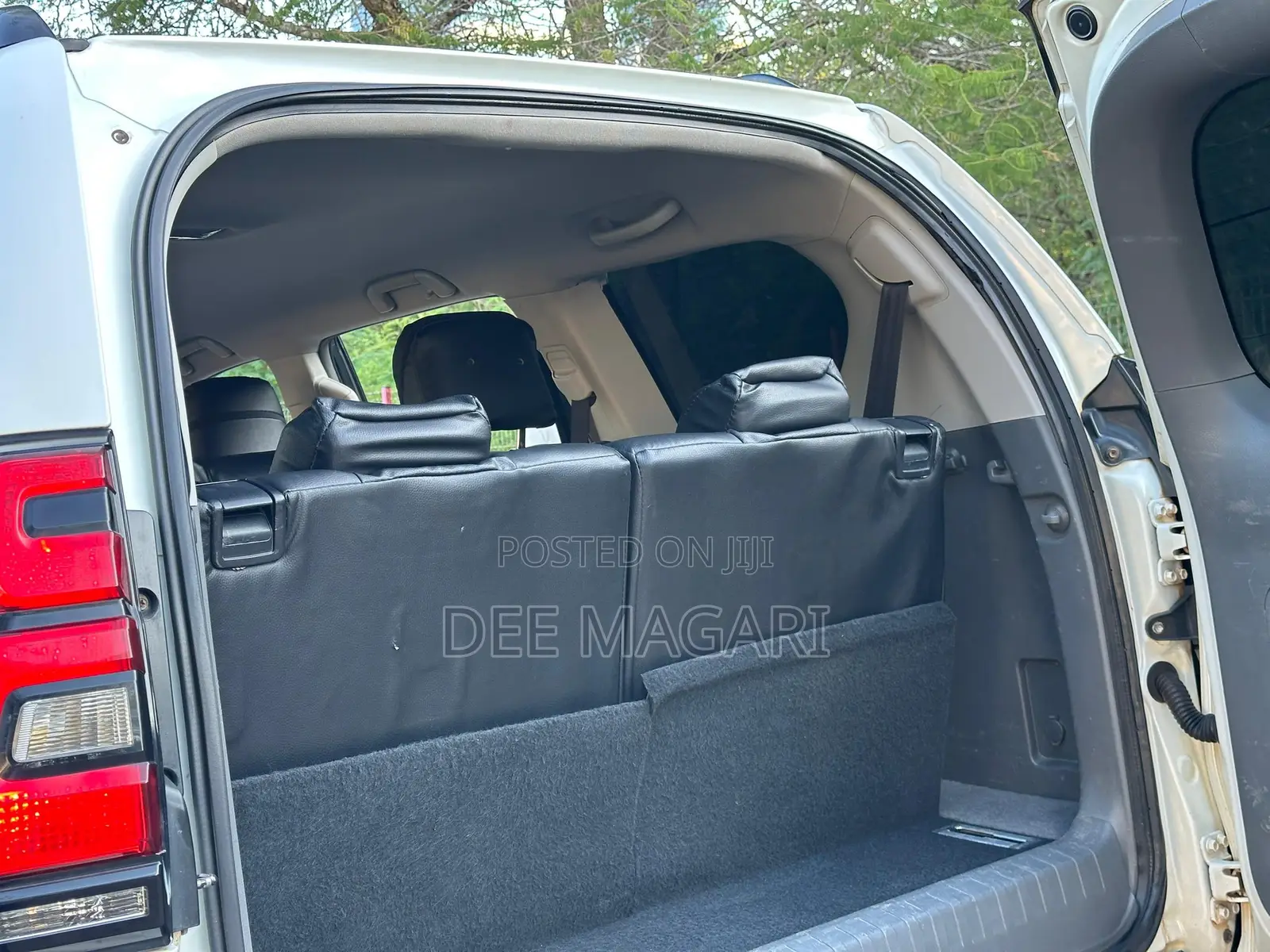 Toyota Land Cruiser Prado 2.7 2017 White