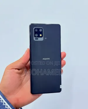 Sharp Aquos zero6 128 GB Black