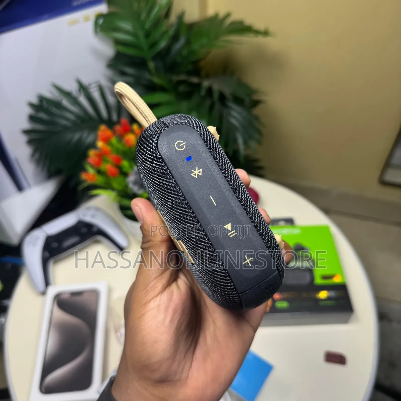 Soundcore by Anker Select 4 Go Bluetooth Speaker - Black/Gold