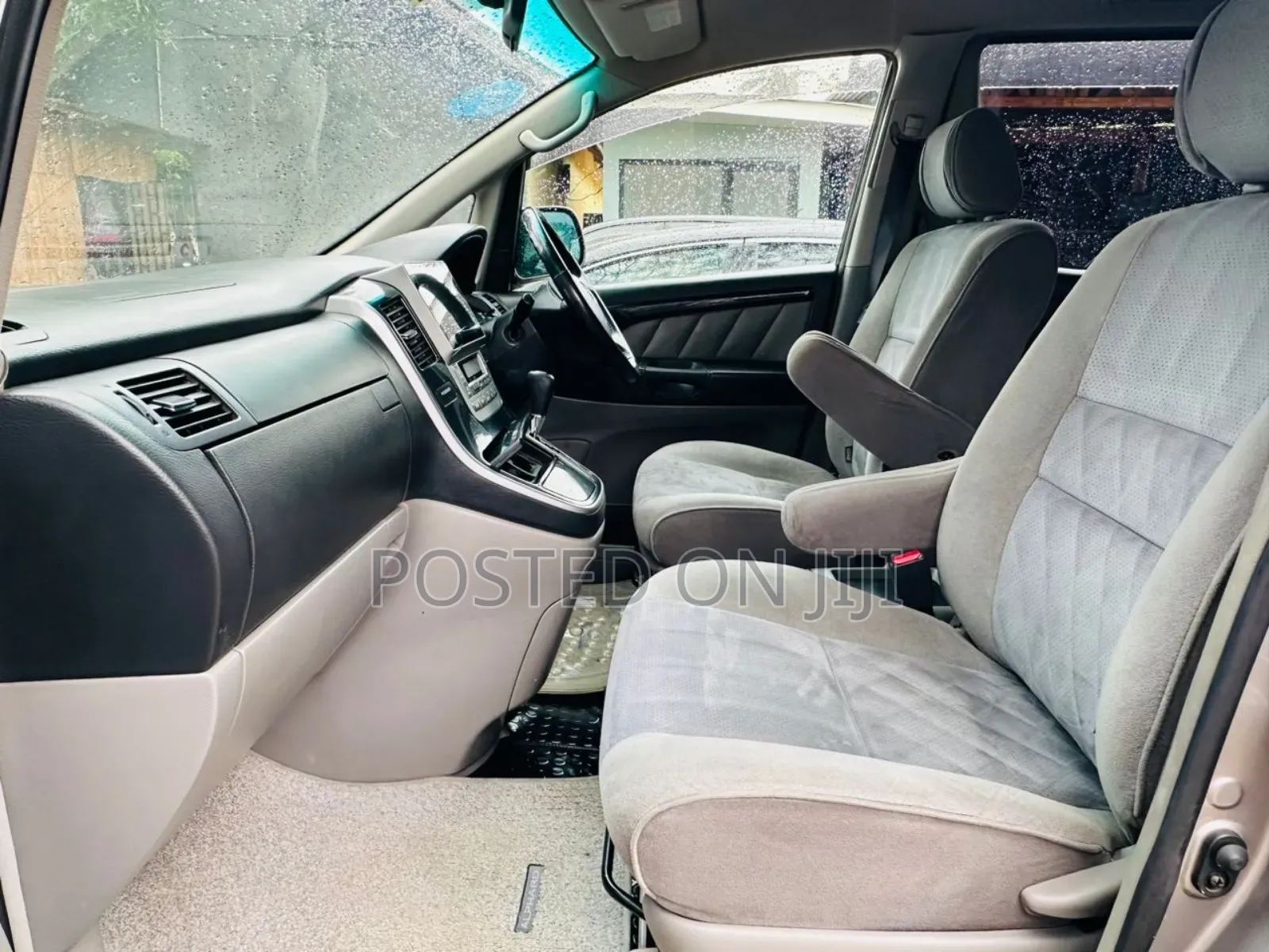 Toyota Alphard 2006 Gray