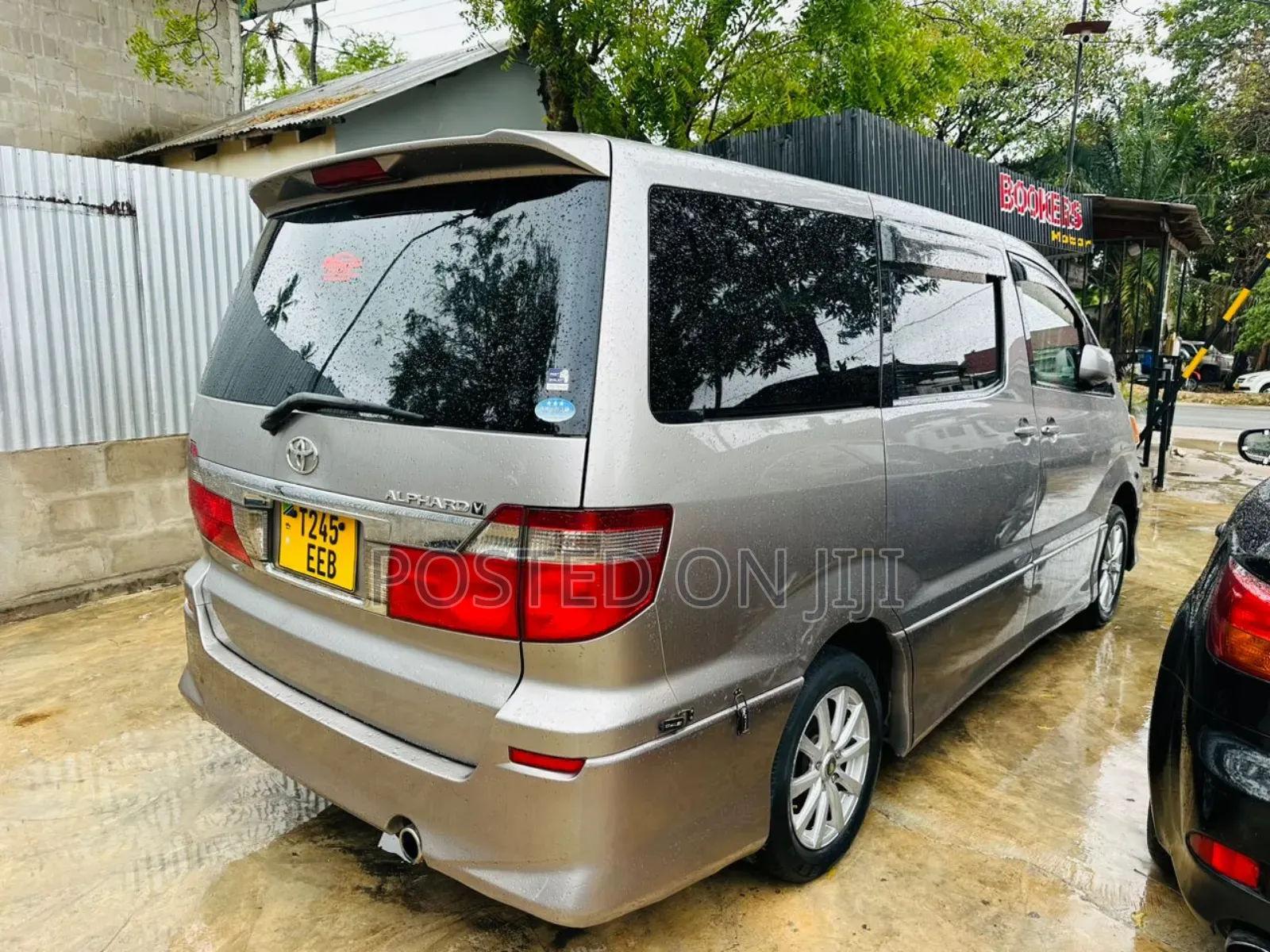 Toyota Alphard 2006 Gray