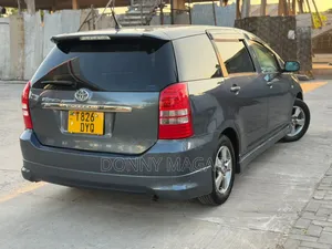Toyota Wish 2003 Gray