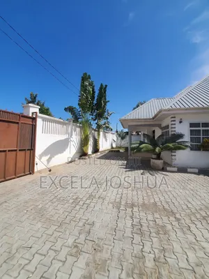 3bdrm House in Excela Joshua, Goba for sale