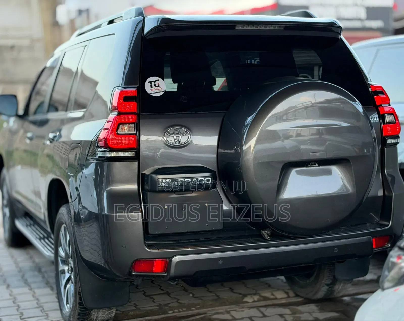 Toyota Land Cruiser Prado 2021 Gray