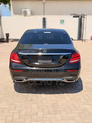 Mercedes-Benz C200 2015 Black