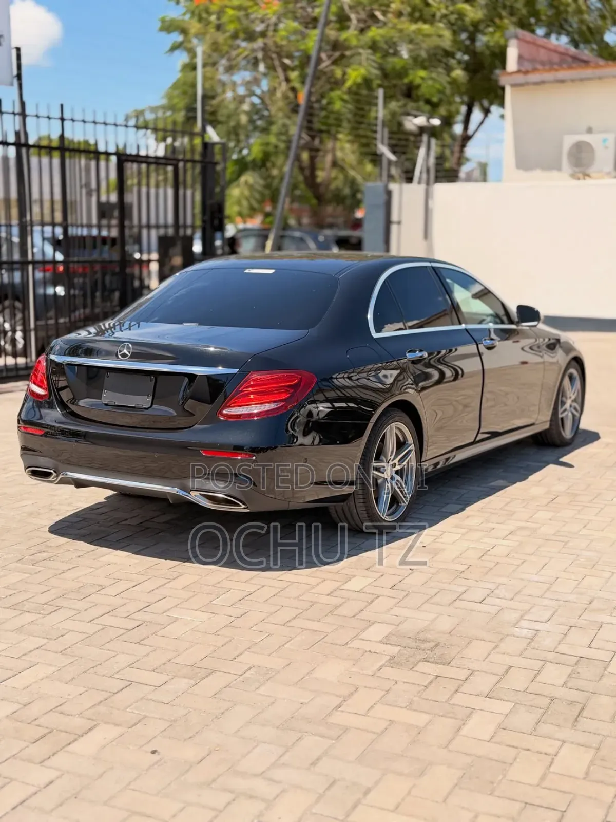 Mercedes-Benz C200 2015 Black