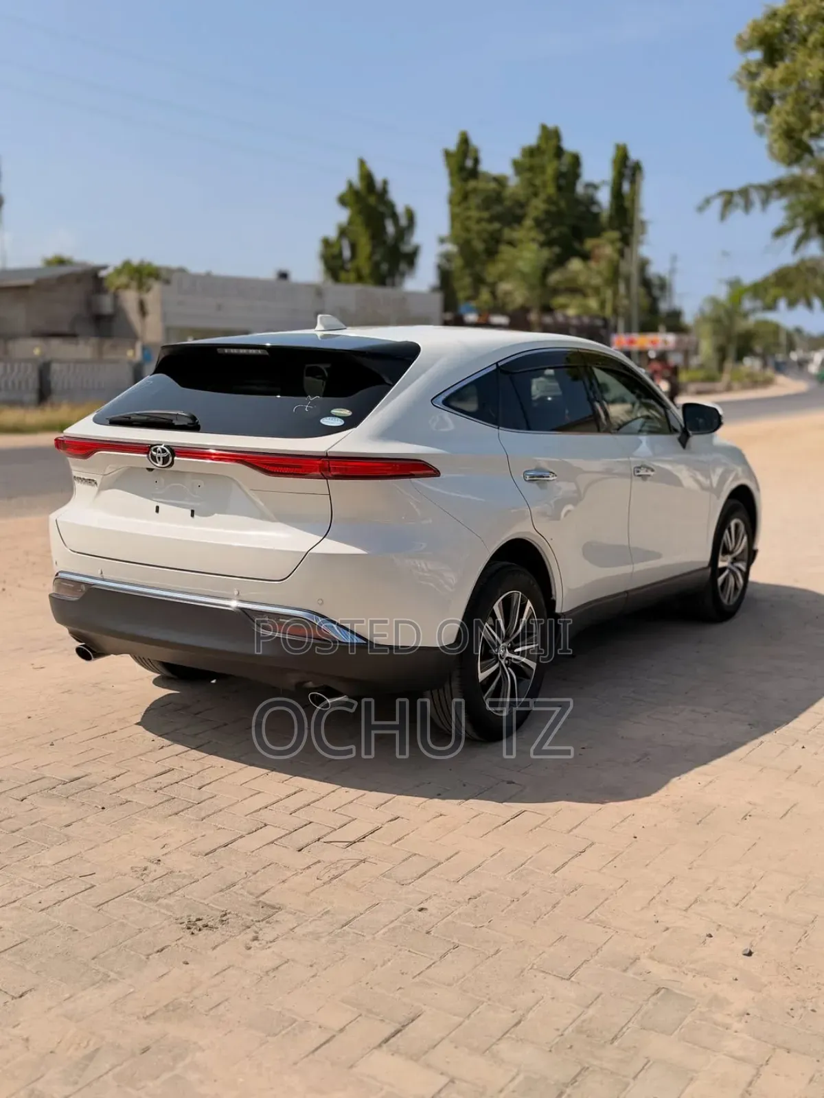 Toyota Harrier 2020 White