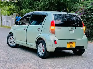 Toyota Passo 2004 Green