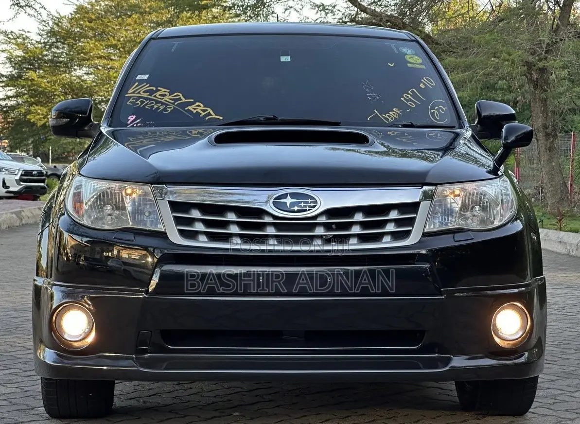 Subaru Forester 2012 Black