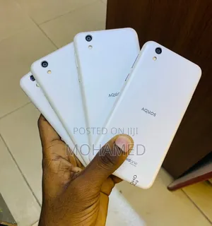 Sharp Aquos Sense 2 SHV43 32 GB Silver